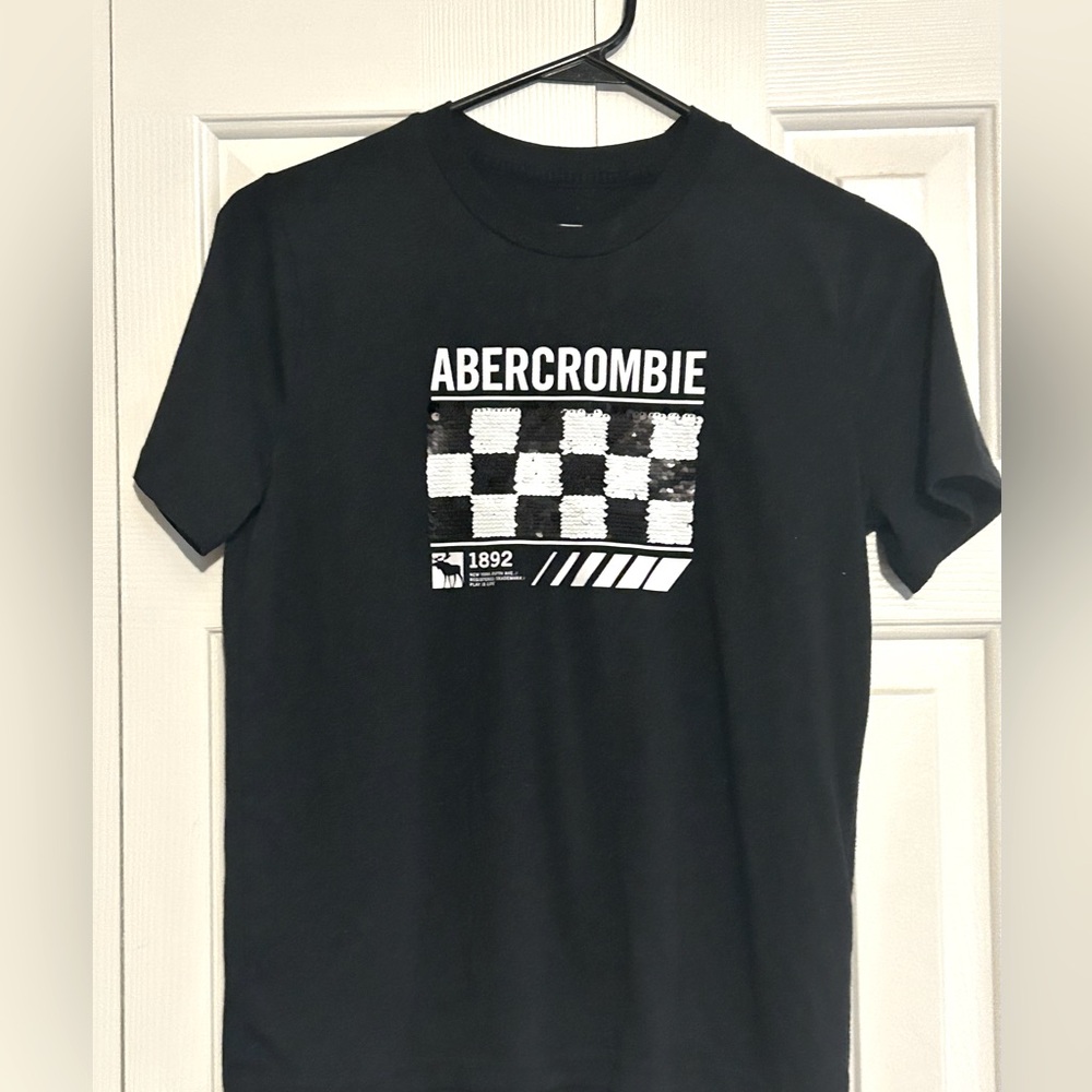 Youth 13/14 T-shirt - Abercrombie- new top, lightweight - casual